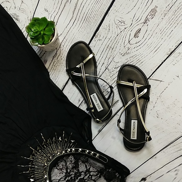Steve Madden Shoes - Steve Madden sandal